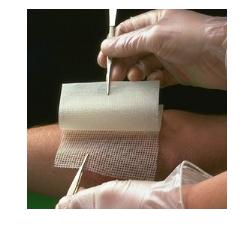 GARZA MEDICATA BACTIGRAS CON CLOREXIDINA ACETATO 0,5% 10X10CM 10 PEZZI - farmanauta.it