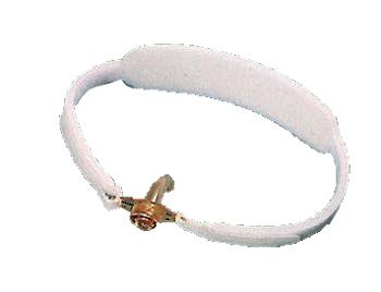 COLLARE REGGICANNULA PER TRACHEOTOMIZZATI. REGOLABILE DA ENTRAMBI I LATI TRAMITE ADESIVO IN VELCRO. PRODOTTO IN POLIAMMIDE. MISURA UNICA - farmanauta.it