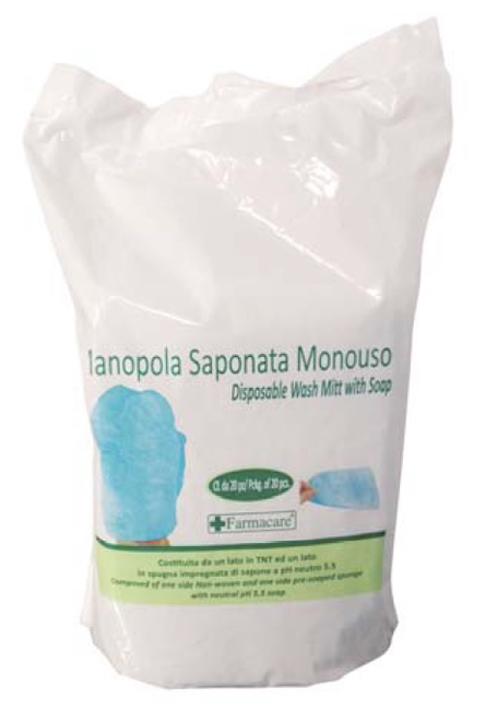 MANOPOLA MONOUSO PER LAVAGGI PARZIALI COMPOSTA DA UNA SPUGNA IN POLIESTERE SAPONATA E DA UN DRAPPO IN TESSUTO NON TESSUTO SENZA RISCIACQUO DETERGENTE A PH ISOCUTANEO - farmanauta.it